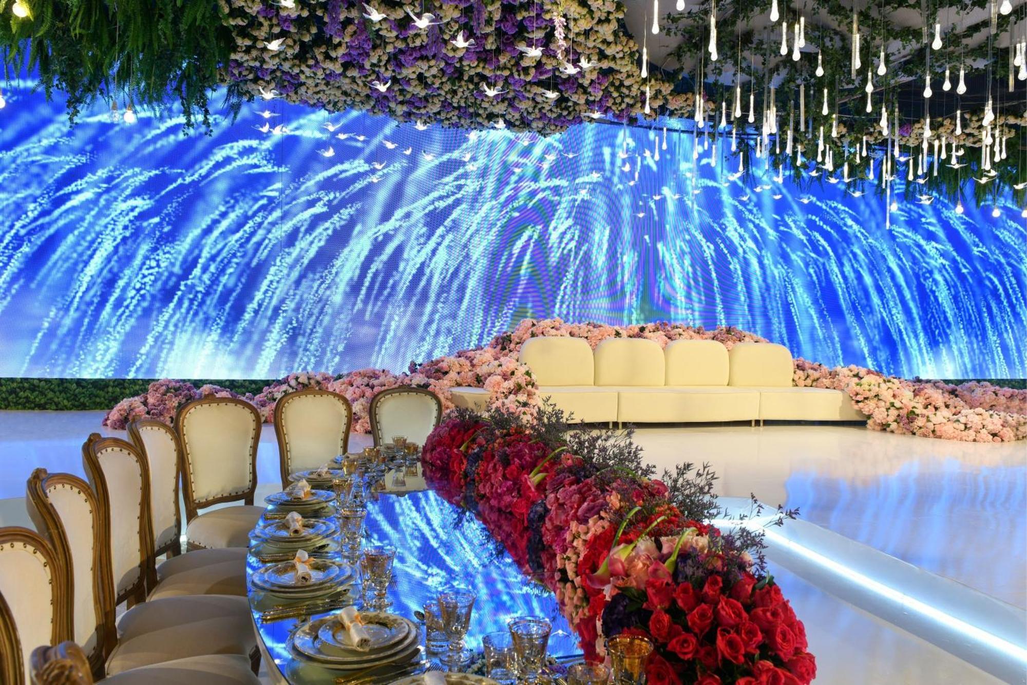 The Ritz-Carlton, Doha Hotel Eksteriør billede The interior of the ballroom