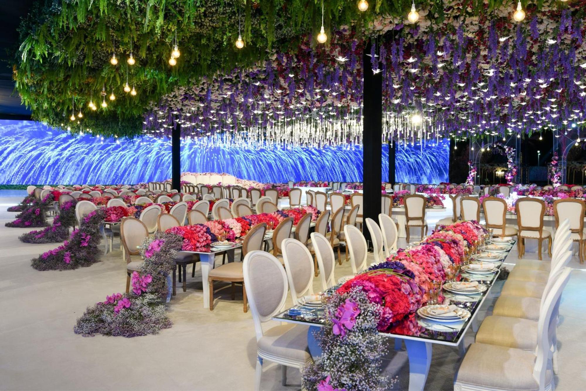 The Ritz-Carlton, Doha Hotel Eksteriør billede The interior of the tent