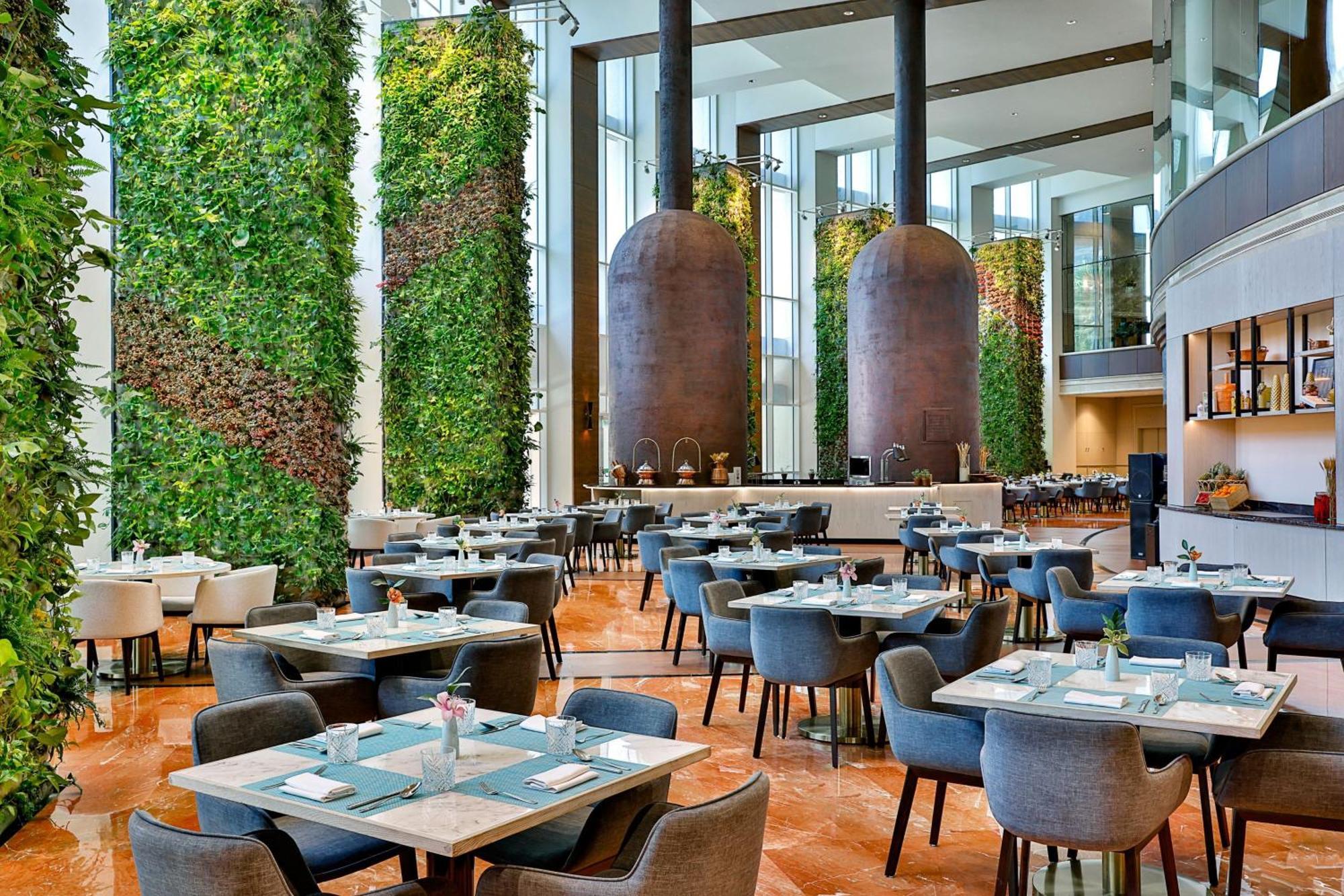 The Ritz-Carlton, Doha Hotel Eksteriør billede The restaurant