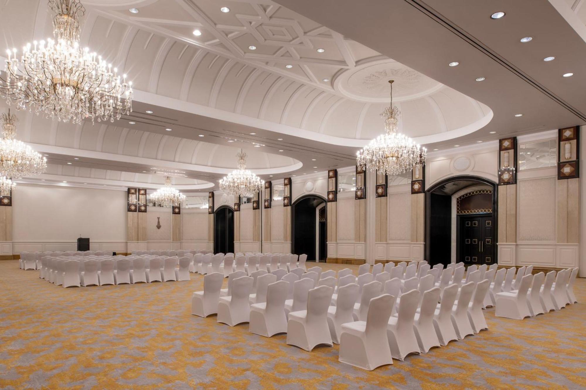 The Ritz-Carlton, Doha Hotel Eksteriør billede The ballroom