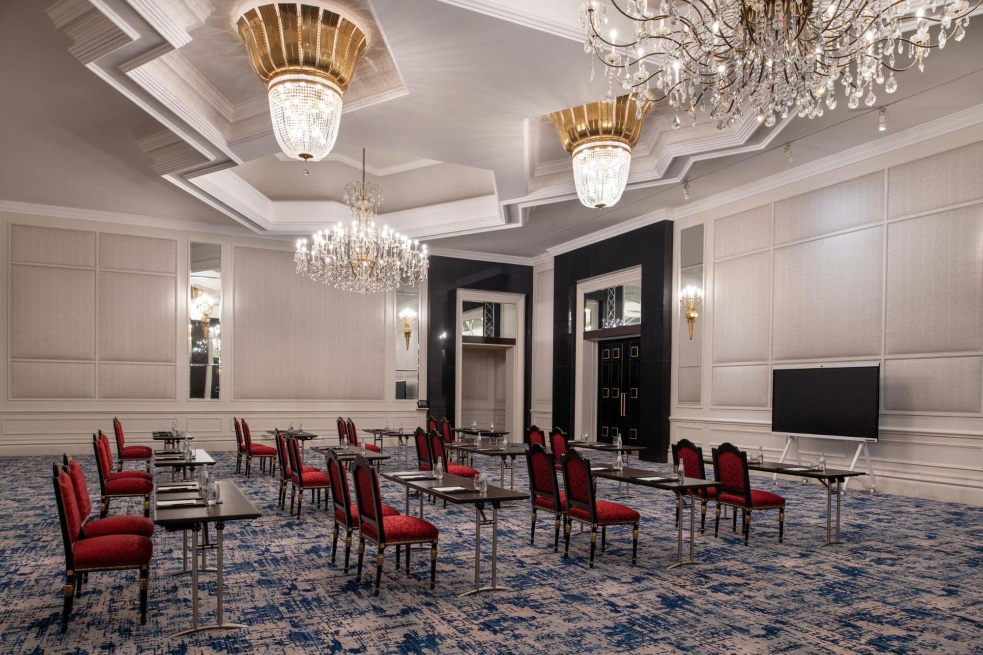 The Ritz-Carlton, Doha Hotel Eksteriør billede The ballroom